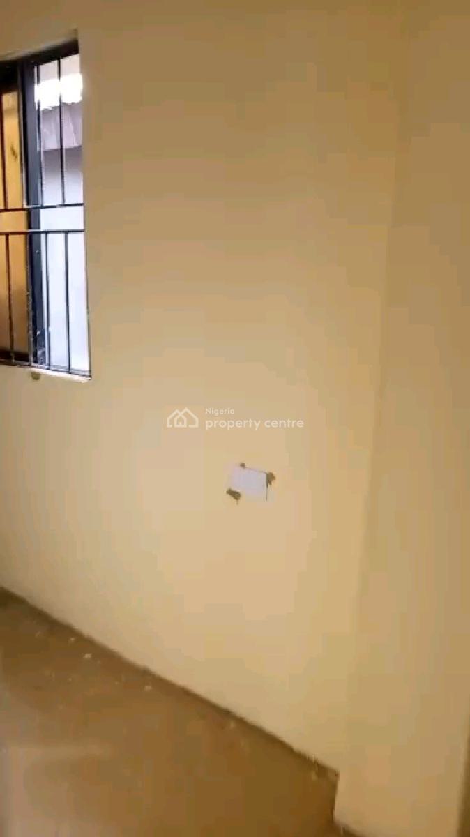 Newly Built 2bedroom Upstairs & Ground Floor with Pop, Herbert Macauley Way, Adekunle, Yaba, Lagos, Flat / Apartment for Rent