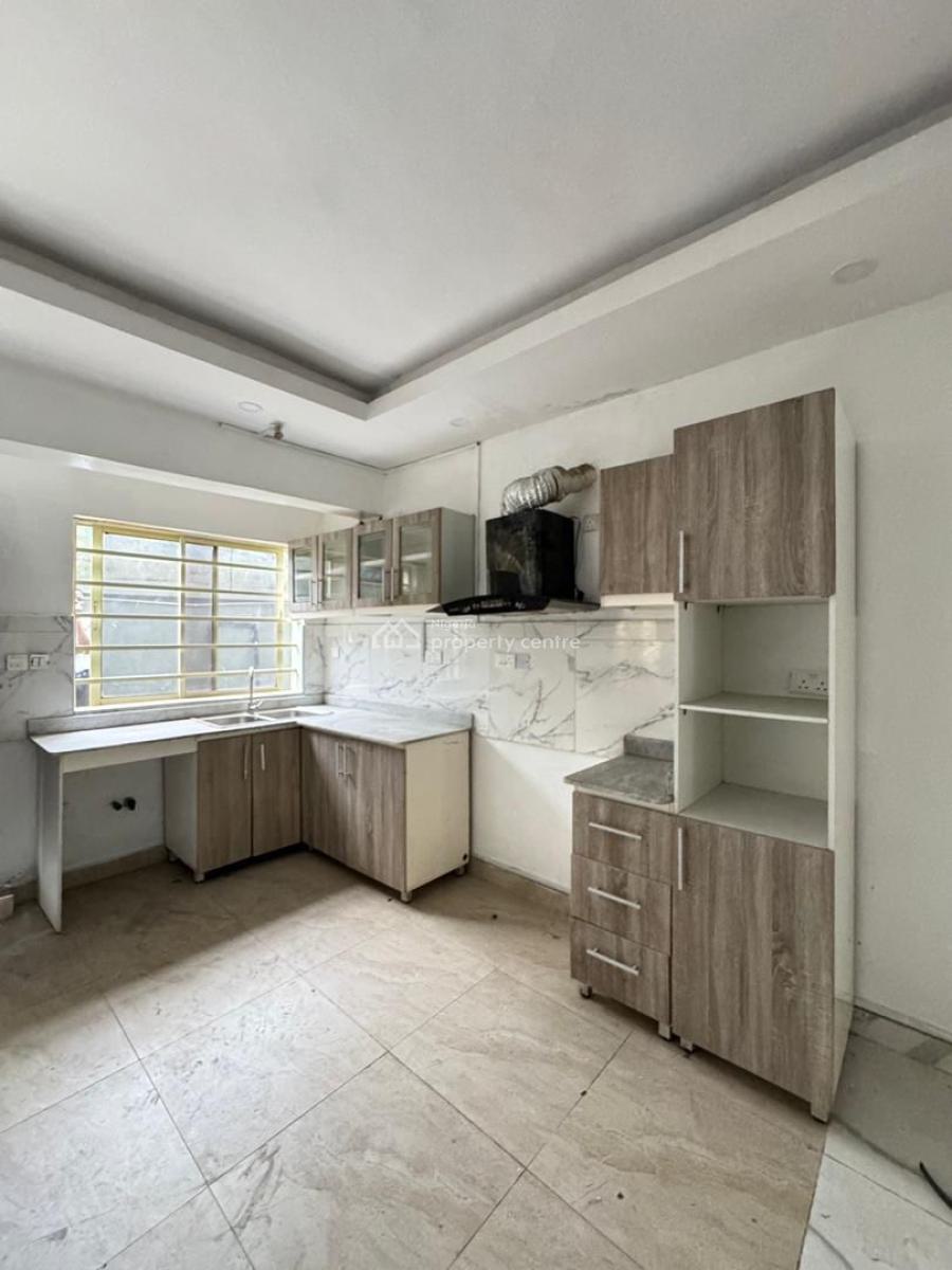 Lovely 4 Bedroom Terrace Duplex, Balcony Offering a Pleasant Outdoor Retreat, Surulere, Lagos, Terraced Duplex for Sale