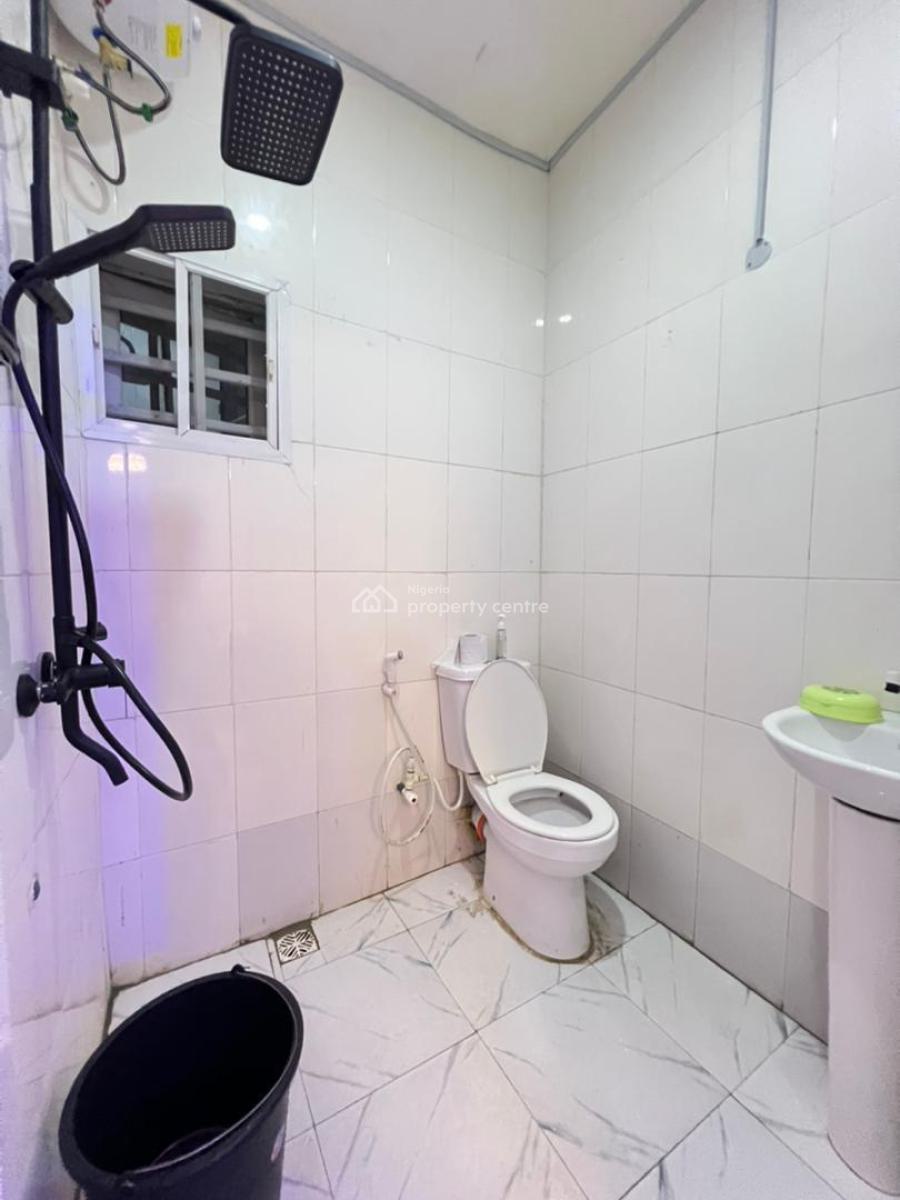 1 Bedroom Cozy  Apartment, Mende, Maryland, Lagos, Flat / Apartment Short Let