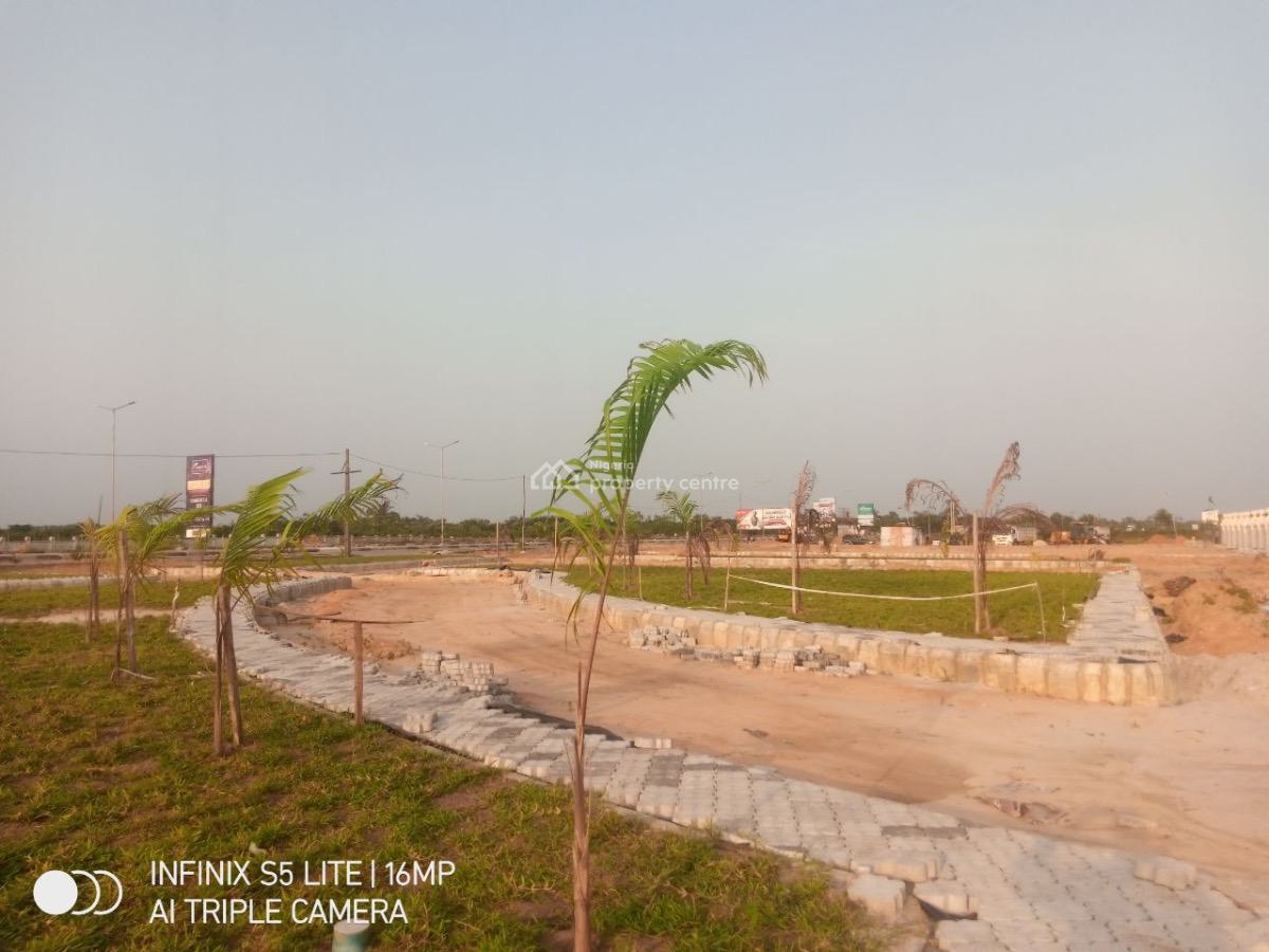 Prime 1000sqm Land with C of O  Invest & Build with Confidence, Located in Bolorunpelu Facing The Lekki Epe Express Way, Eleranigbe, Ibeju Lekki, Lagos, Commercial Land for Sale