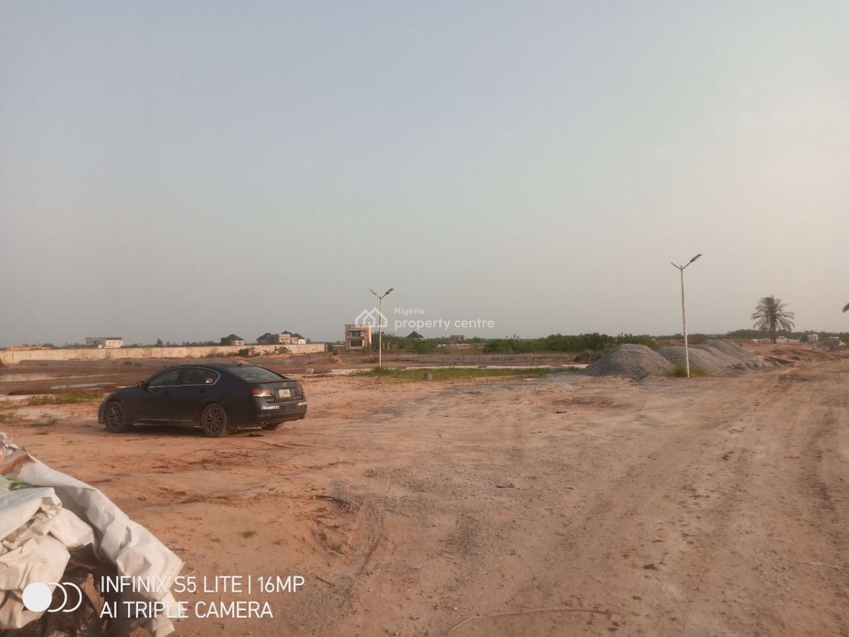Prime 1000sqm Land with C of O  Invest & Build with Confidence, Located in Bolorunpelu Facing The Lekki Epe Express Way, Eleranigbe, Ibeju Lekki, Lagos, Commercial Land for Sale