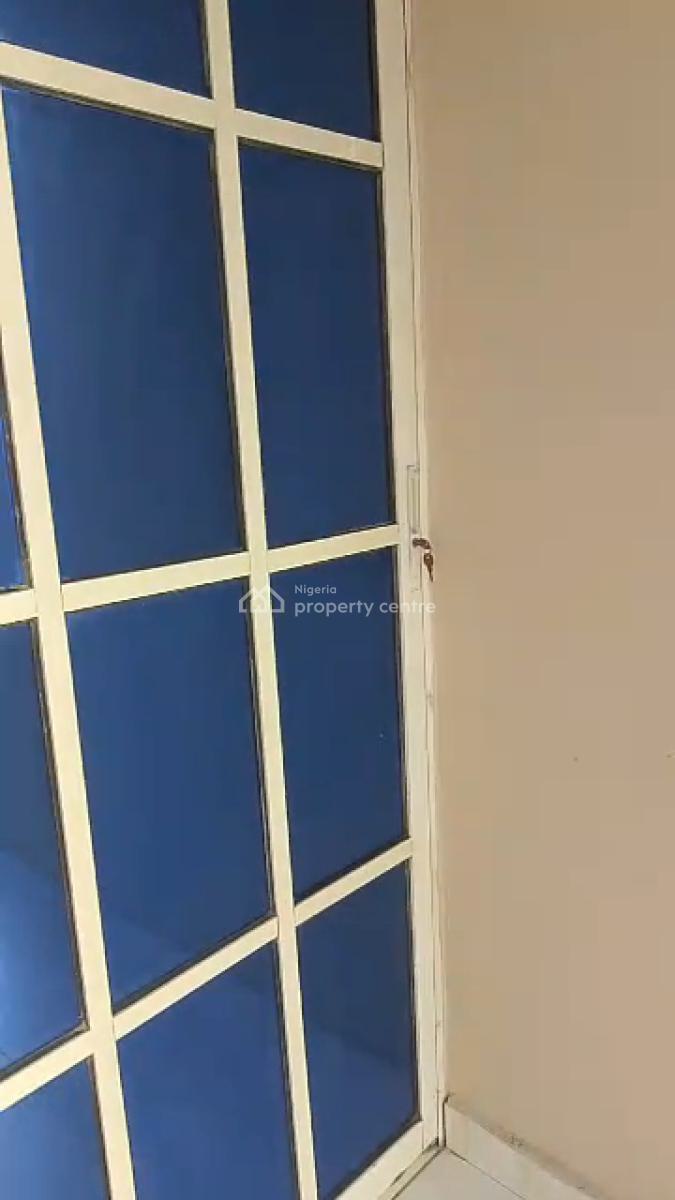 Lovely Room and Parlour Self Contained, Adenson Ilepo Bus Stop, Lasu-igando Road Lagos, Igando, Alimosho, Lagos, Flat / Apartment for Rent