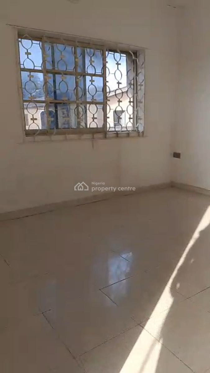 Lovely Room and Parlour Self Contained, Adenson Ilepo Bus Stop, Lasu-igando Road Lagos, Igando, Alimosho, Lagos, Flat / Apartment for Rent