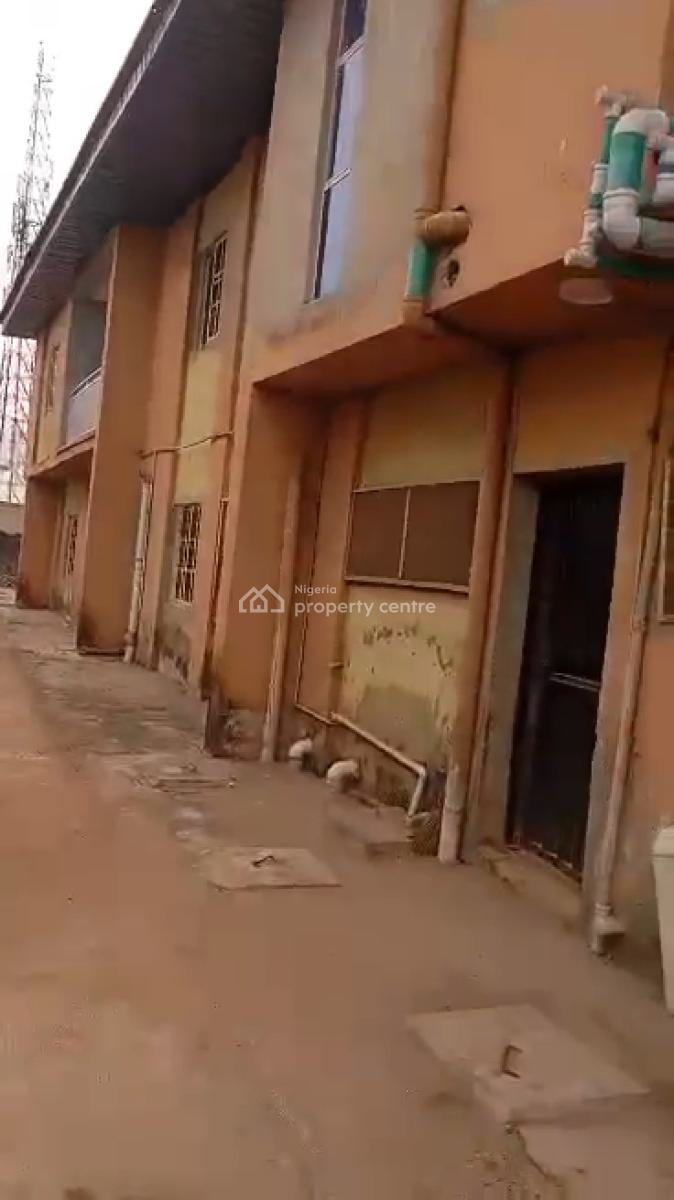 a 5 Units of Flat Ensuite, Close to First Bank Ikotun Lagos,, Ikotun, Lagos, Block of Flats for Sale