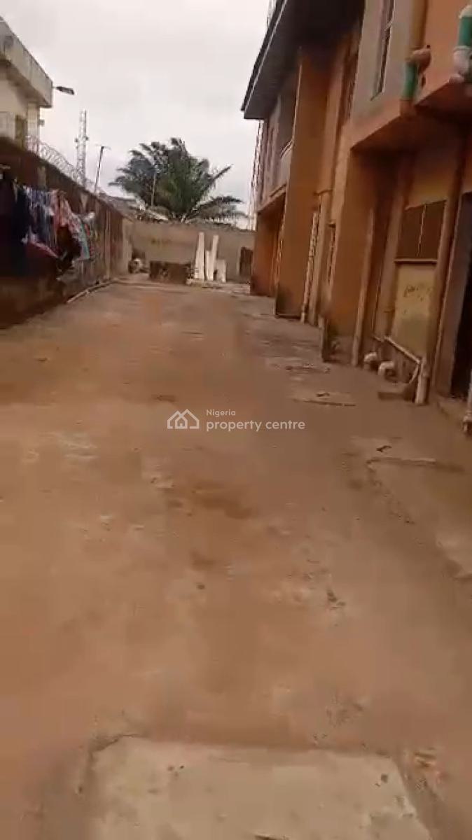 a 5 Units of Flat Ensuite, Close to First Bank Ikotun Lagos,, Ikotun, Lagos, Block of Flats for Sale