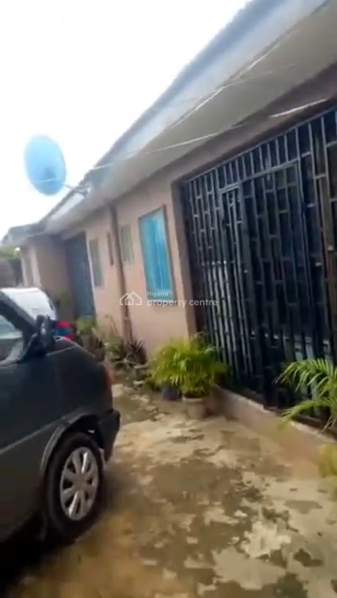 a 5 Units of Flat, Very Close to Iyana Ejigbo Bustop Lagos, Ejigbo, Lagos, Terraced Bungalow for Sale