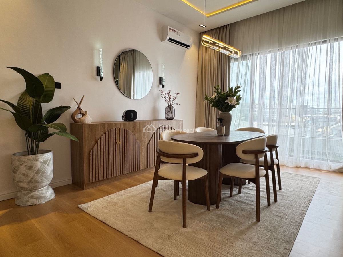 3bedroom Apartment on The 2nd Floor --  Lekki Phase 1, Lekki Phase 1, Lekki, Lagos, Flat / Apartment Short Let