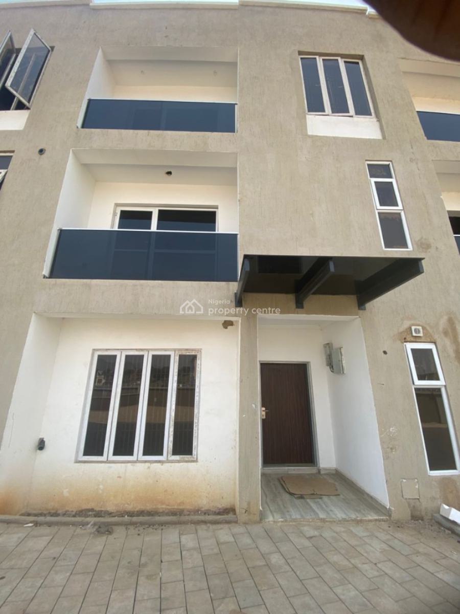 3 Bedrooms Terrace Duplex + Bq, Jahi, Abuja, Terraced Duplex for Rent