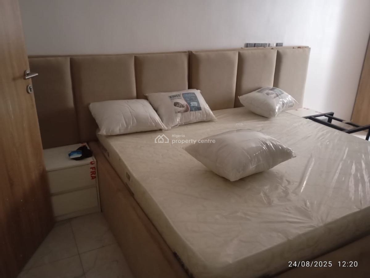 Well Built 2 Bedroom Apartment Unfurnished, Ikate, Lekki, Lagos, House for Rent