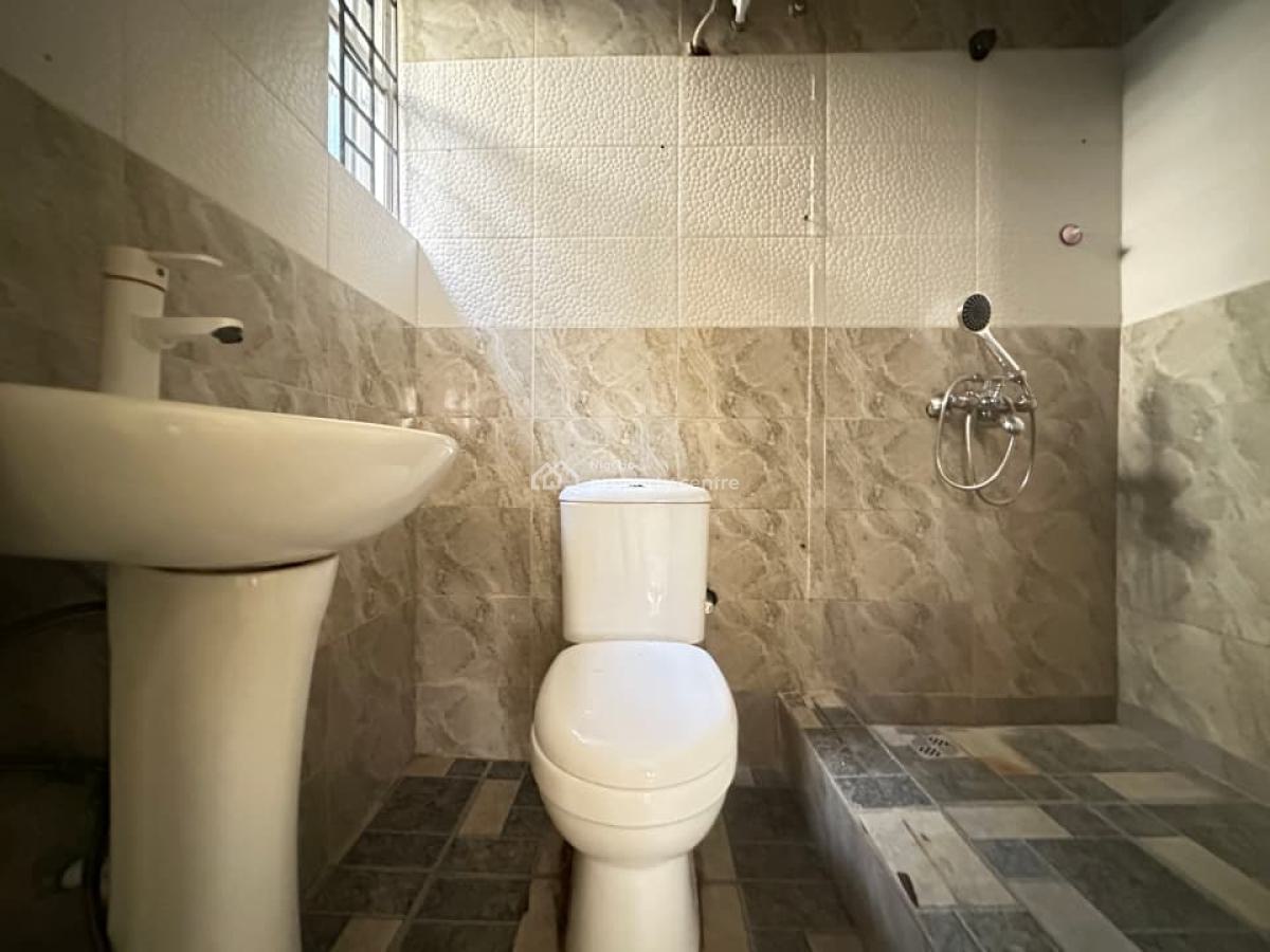 2 Bedroom Apartment, Off Freedom Way, Lekki, Lagos, Flat / Apartment for Rent