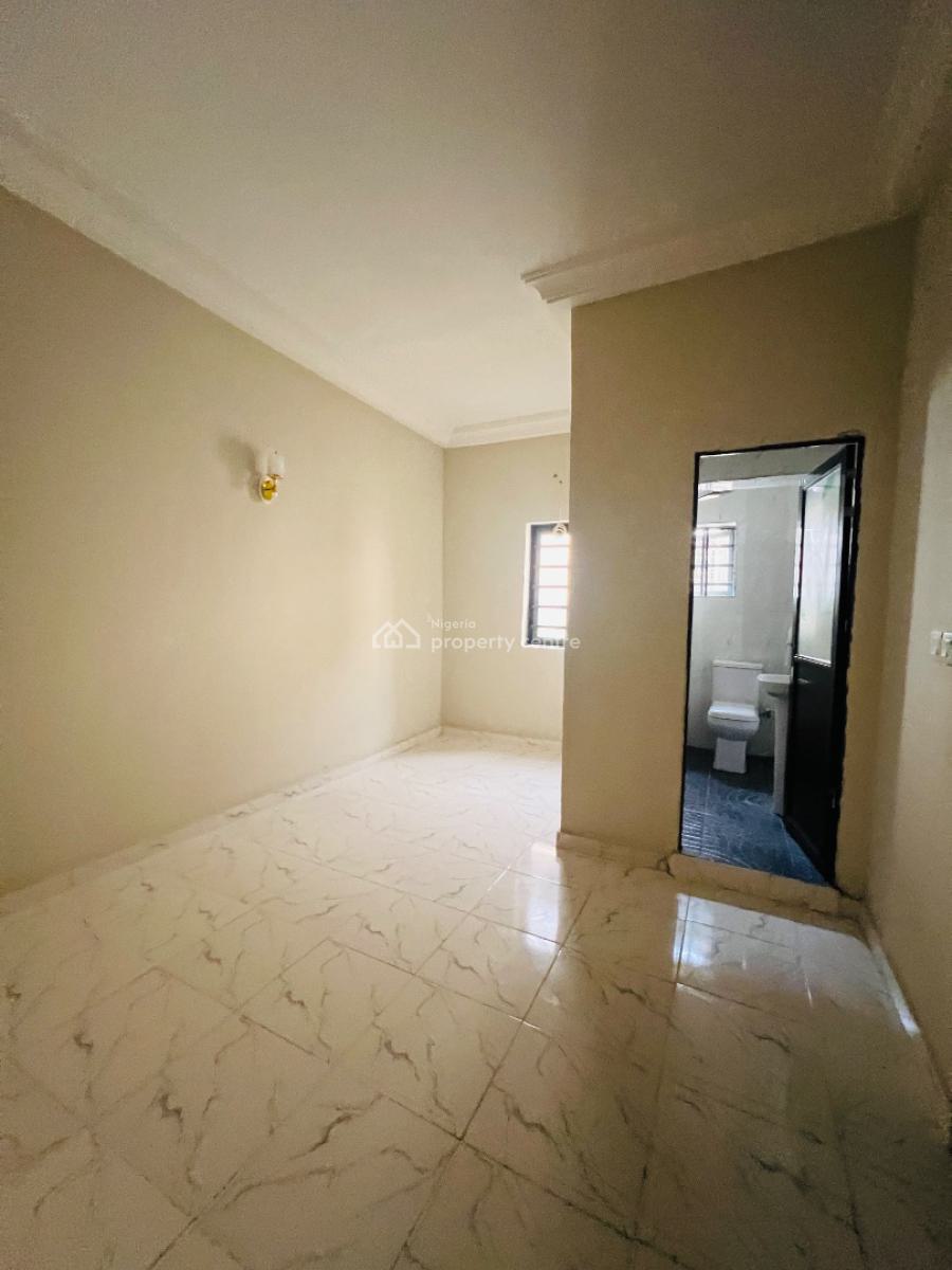 Beautiful 3 Bedroom Apartment in a Secured Neighborhood Very Spacious, Fidiso Estate, Juat After Sangotedo Shoperight, Abijo, Lekki, Lagos, Flat / Apartment for Rent