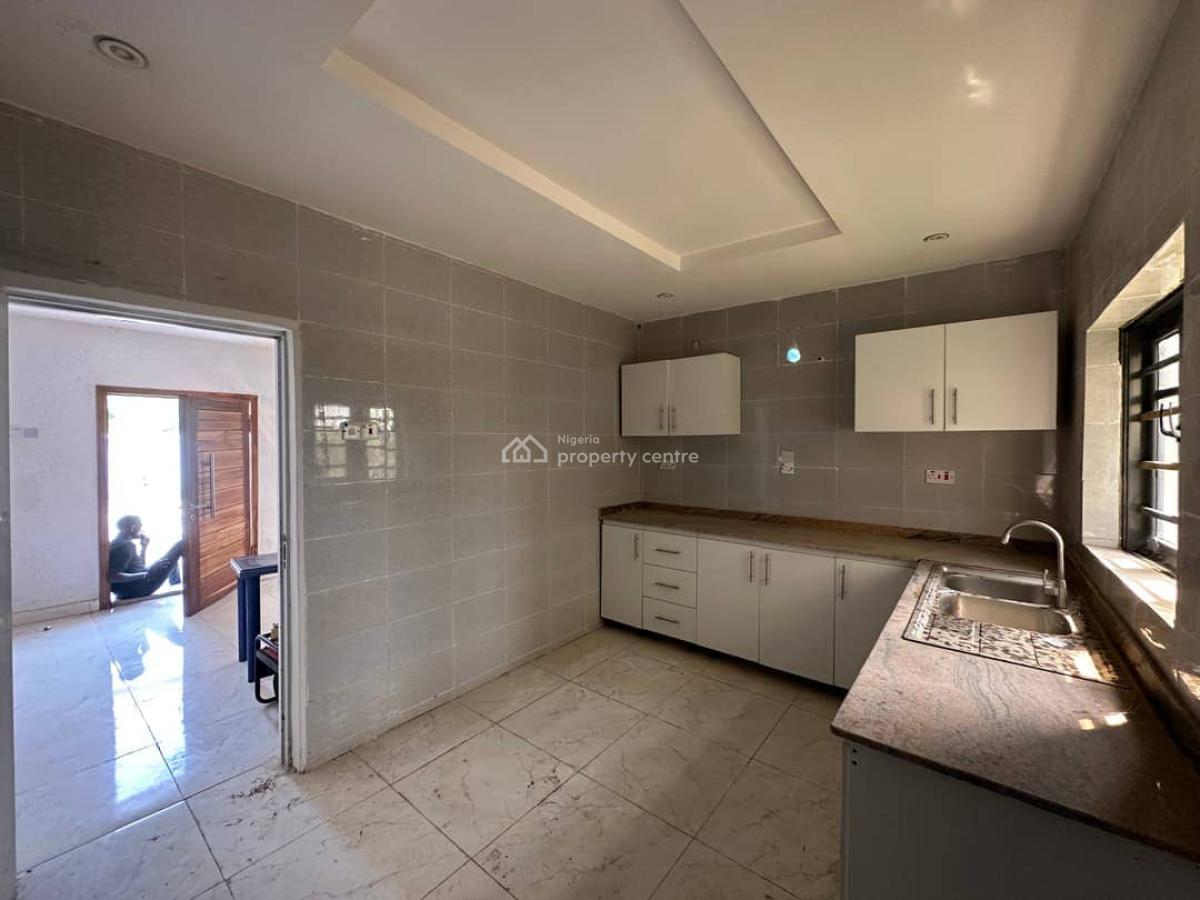 Standard 3 Bedroom Duplex, Ajah, Lagos, Terraced Duplex for Rent