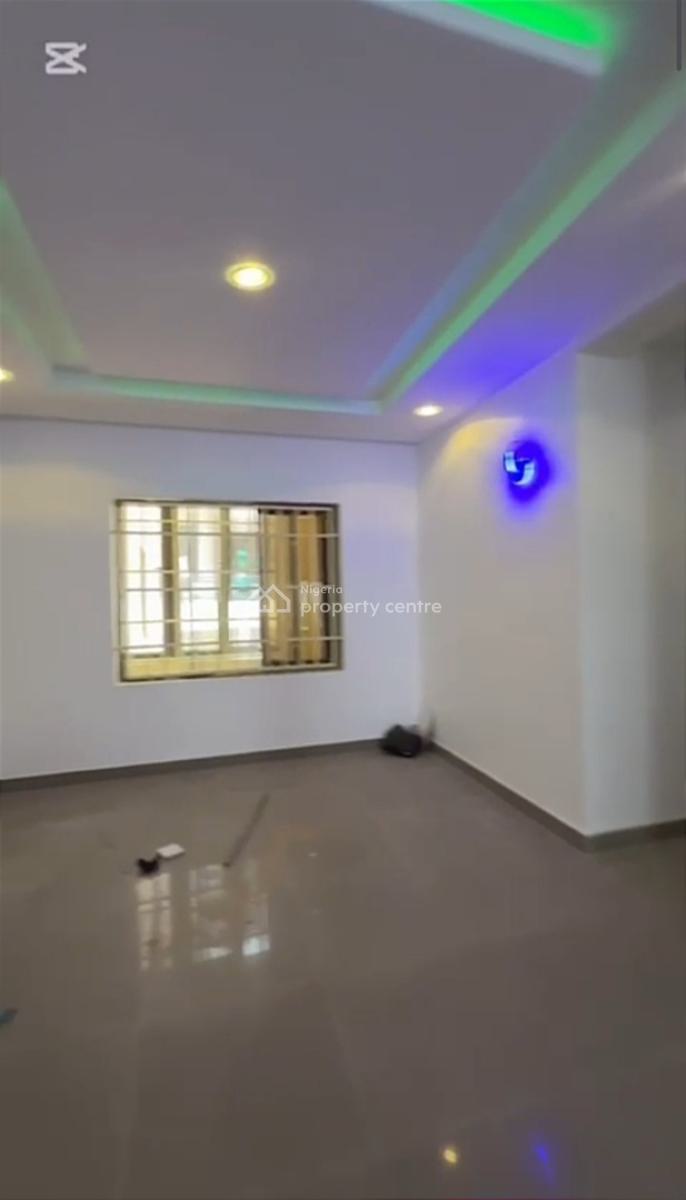 Newly Built 3bedrooms Flat, By Gilmore Tarred Road, Jahi, Abuja, Flat / Apartment for Rent