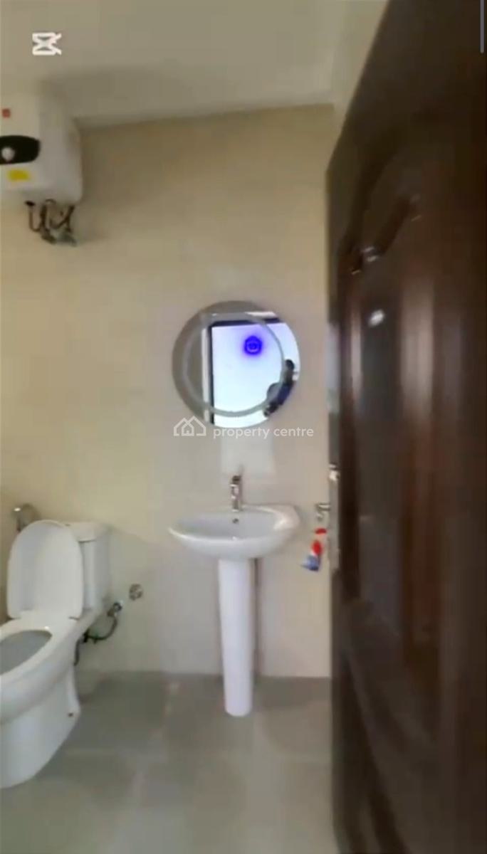 Newly Built 3bedrooms Flat, By Gilmore Tarred Road, Jahi, Abuja, Flat / Apartment for Rent