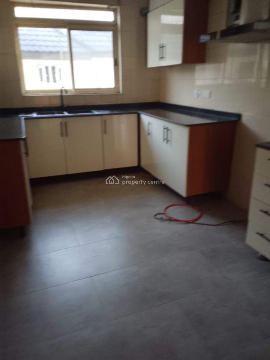 Serviced 3bedroom with Bq, Secured Estate, Oniru, Victoria Island (vi), Lagos, Flat / Apartment for Rent