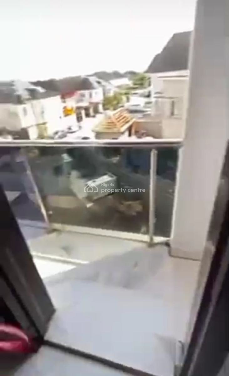 Upstairs Masters Bedroom in a Shared Apartment { Video}, Ikota Villa Estate, Ikota, Lekki, Lagos, Self Contain (single Rooms) for Rent