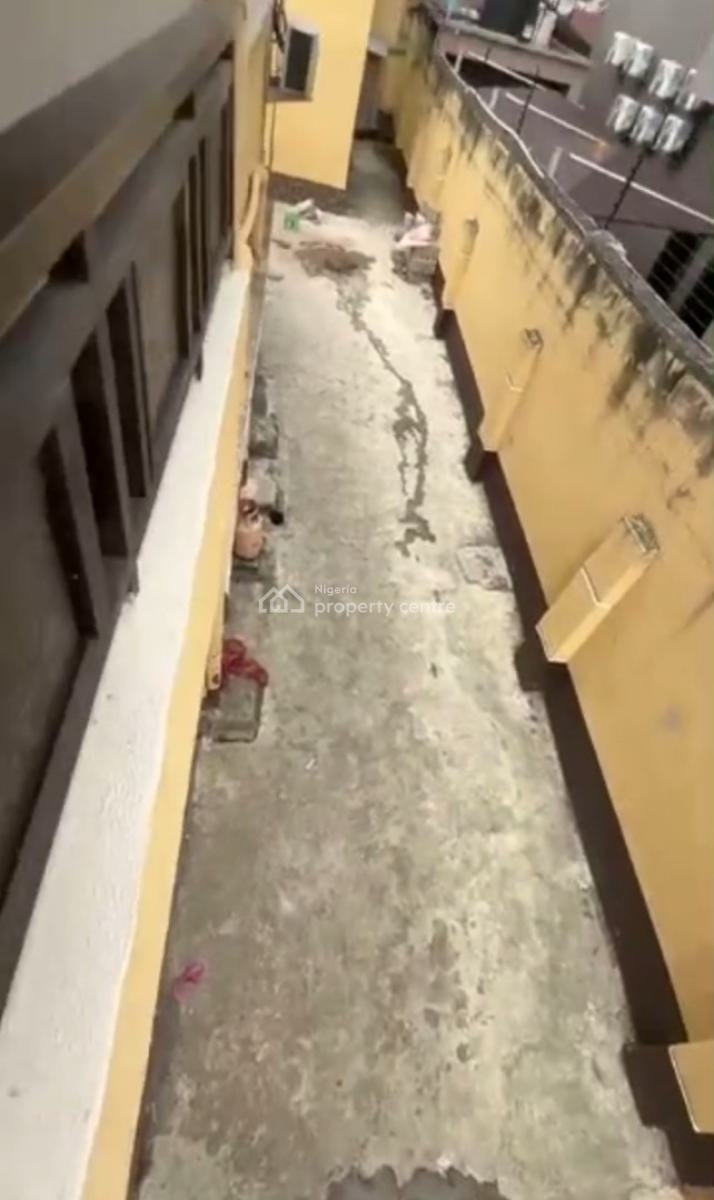 Superb Decent Miniflat, Off, Alagomeji, Yaba, Lagos, Mini Flat (room and Parlour) for Rent