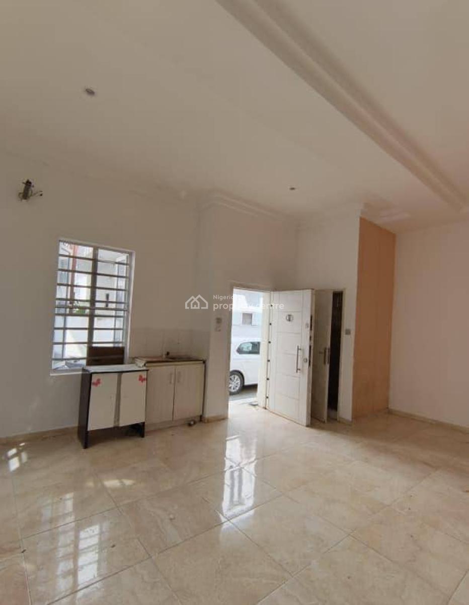 Spacious Studio Apartment, Osapa, Lekki, Lagos, Self Contain (single Rooms) for Rent