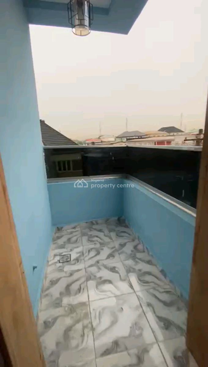Newly Built Decent Spacious Mini Upflat with 2t1b, Kiniunifa Street, Sawmil, Gbagada, Lagos, Mini Flat (room and Parlour) for Rent