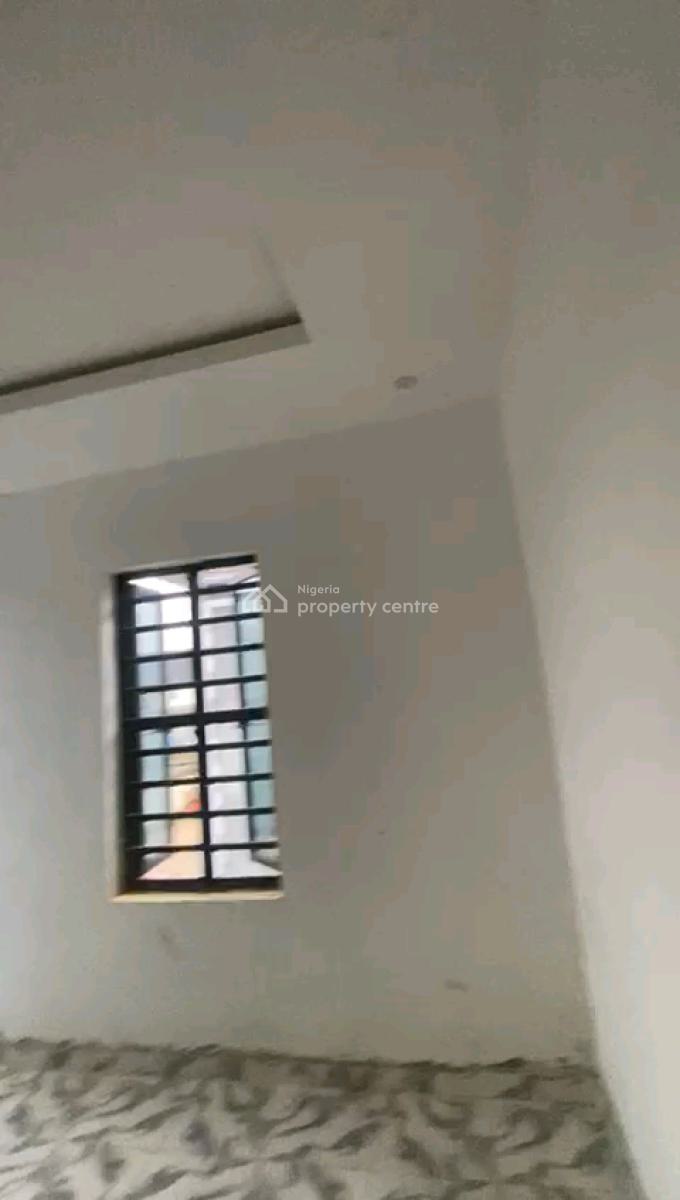 Newly Built Decent Spacious Mini Upflat with 2t1b, Kiniunifa Street, Sawmil, Gbagada, Lagos, Mini Flat (room and Parlour) for Rent