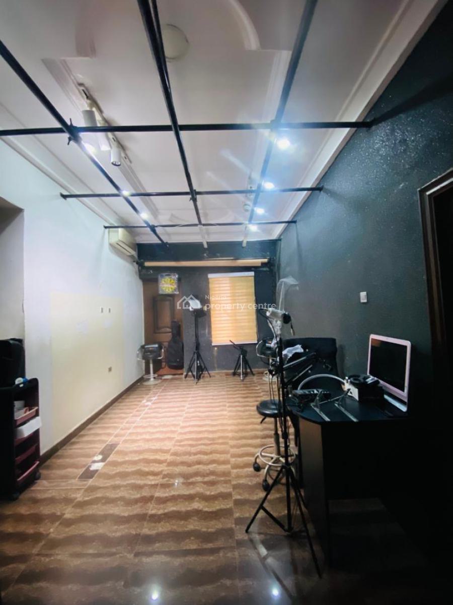 Prime Road-facing 4-bedroom Detached Duplex - Commercial/residential, Facing Ologo Road, Ologolo Lekki Lagos, Ologolo, Lekki, Lagos, Detached Duplex for Sale