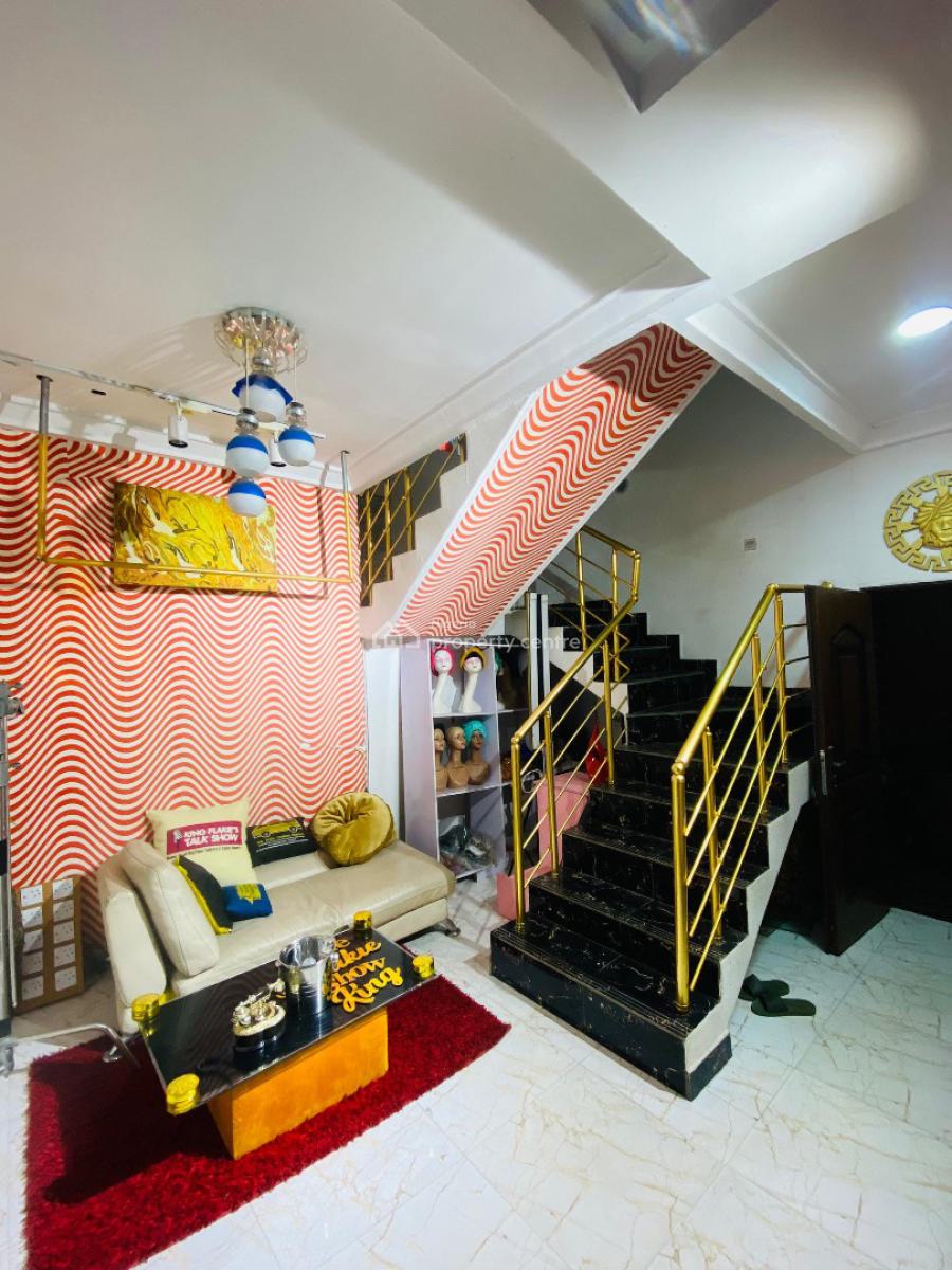 Prime Road-facing 4-bedroom Detached Duplex - Commercial/residential, Facing Ologo Road, Ologolo Lekki Lagos, Ologolo, Lekki, Lagos, Detached Duplex for Sale