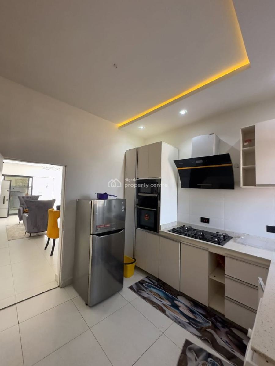 Luxury 3-bedroom Apartment, Ologolo, Lekki, Lagos, Flat / Apartment for Rent