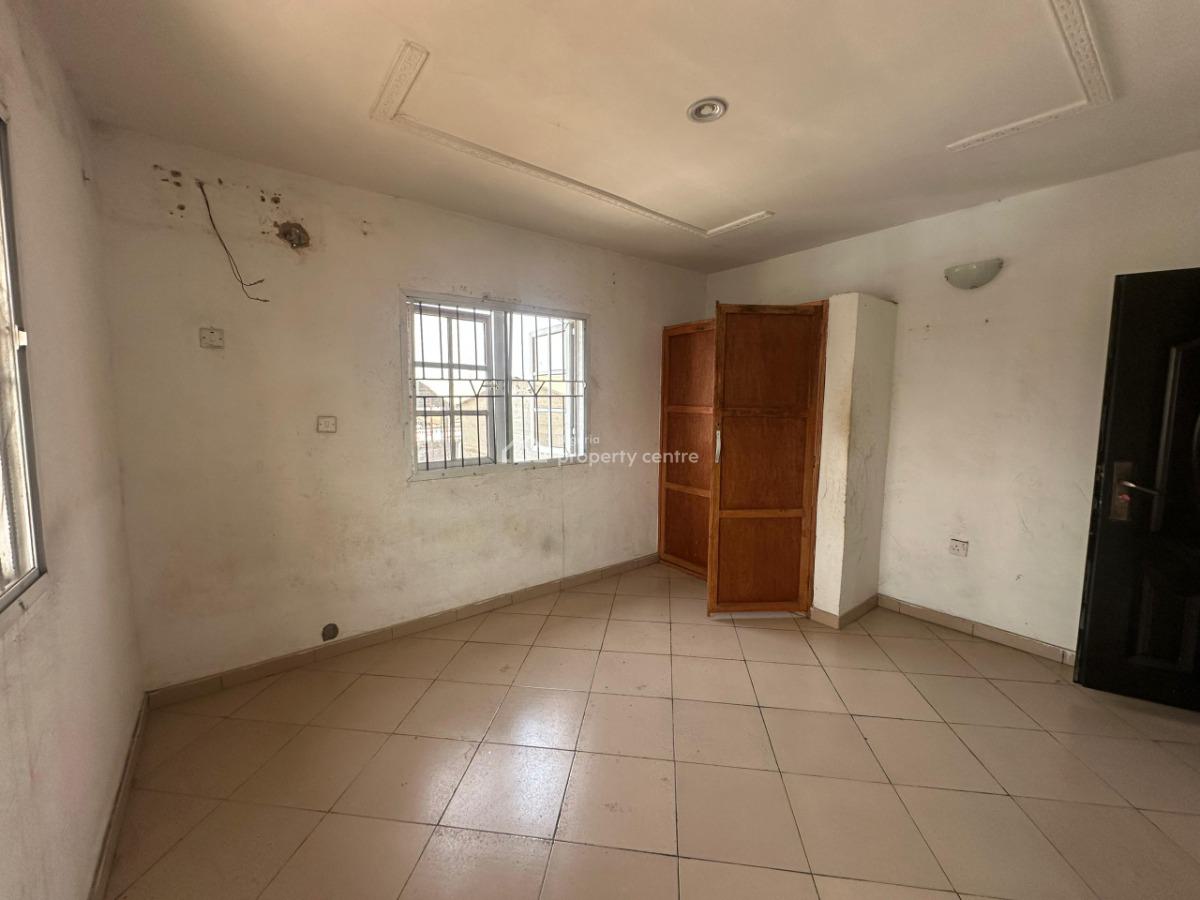2 Bedroom Flat, Off International Airport Road Ajao Estate, Isolo, Lagos, Flat / Apartment for Rent