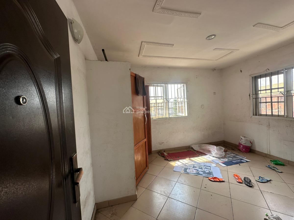 2 Bedroom Flat, Off International Airport Road Ajao Estate, Isolo, Lagos, Flat / Apartment for Rent