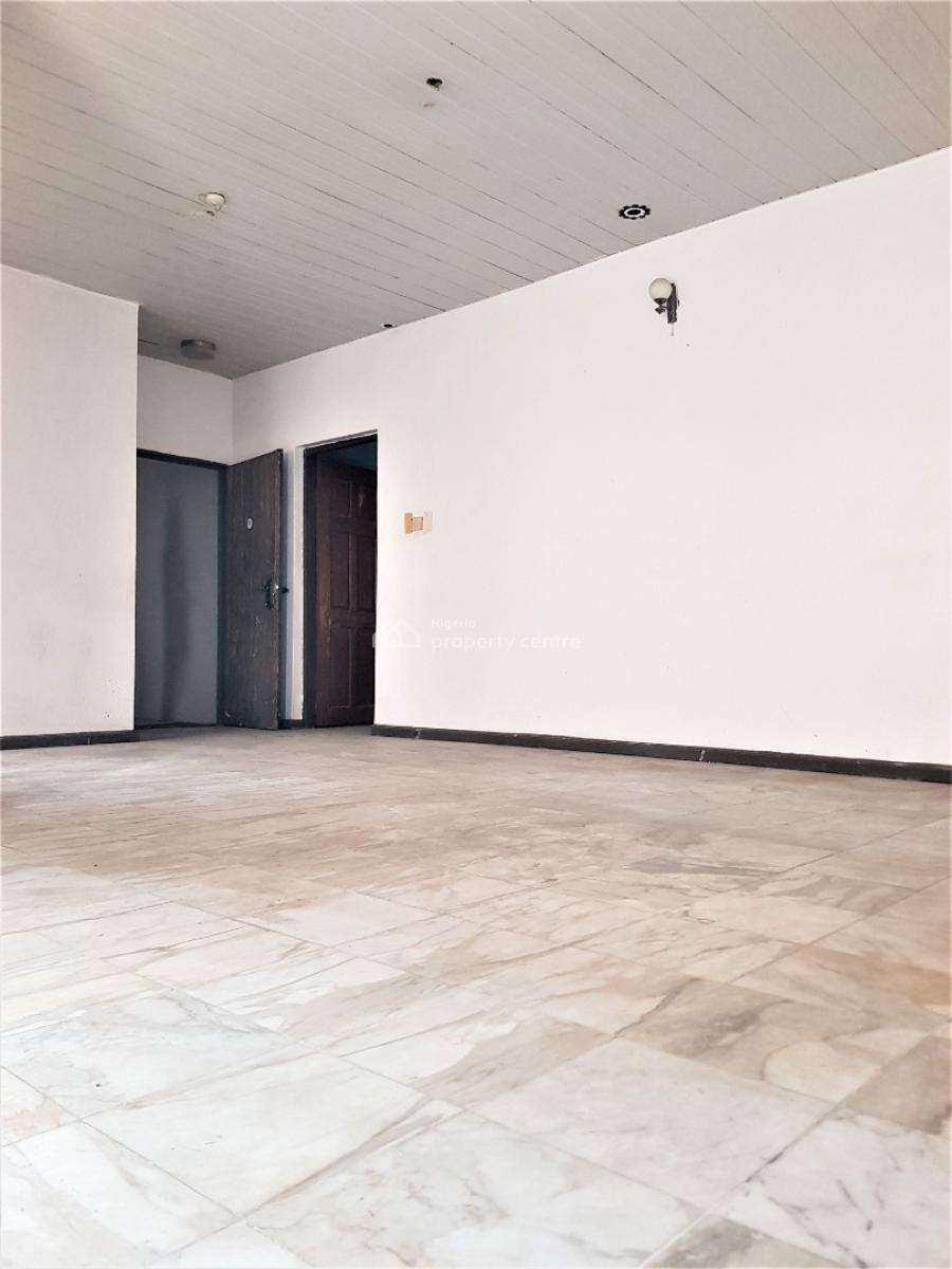 3 Bedroom Flat in a Tightly Secured Estate (4-in-a-compound) Upstairs, Ikota, Lekki, Lagos, Flat / Apartment for Rent