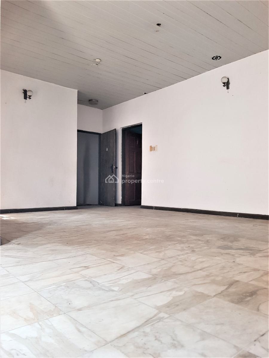 3 Bedroom Flat in a Tightly Secured Estate (4-in-a-compound) Upstairs, Ikota, Lekki, Lagos, Flat / Apartment for Rent