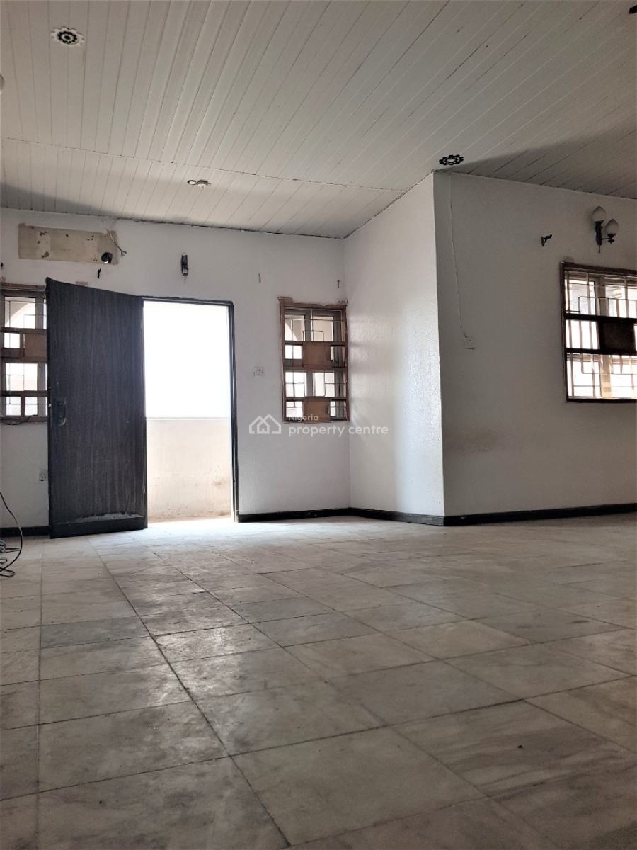 3 Bedroom Flat in a Tightly Secured Estate (4-in-a-compound) Upstairs, Ikota, Lekki, Lagos, Flat / Apartment for Rent