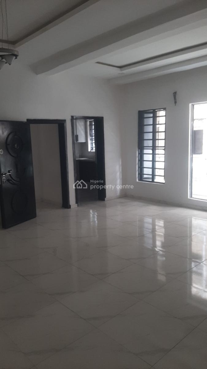 Serviced and 24/7 Power Supply 2 Bedroom En-suite Flat with Swimming P, Ikate Elegushi, Lekki, Lagos, Flat / Apartment for Rent