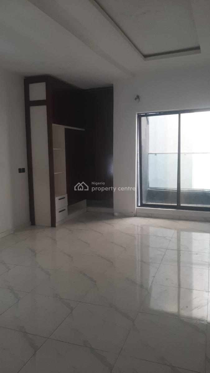 Serviced and 24/7 Power Supply 2 Bedroom En-suite Flat with Swimming P, Ikate Elegushi, Lekki, Lagos, Flat / Apartment for Rent