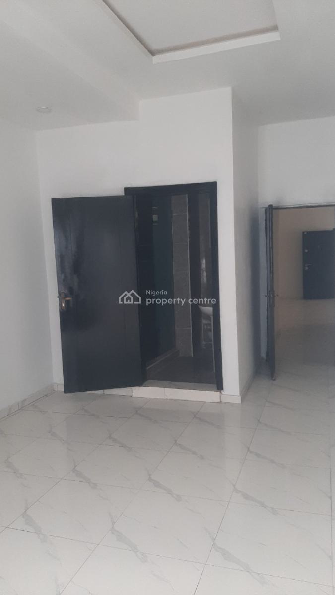 Serviced and 24/7 Power Supply 2 Bedroom En-suite Flat with Swimming P, Ikate Elegushi, Lekki, Lagos, Flat / Apartment for Rent