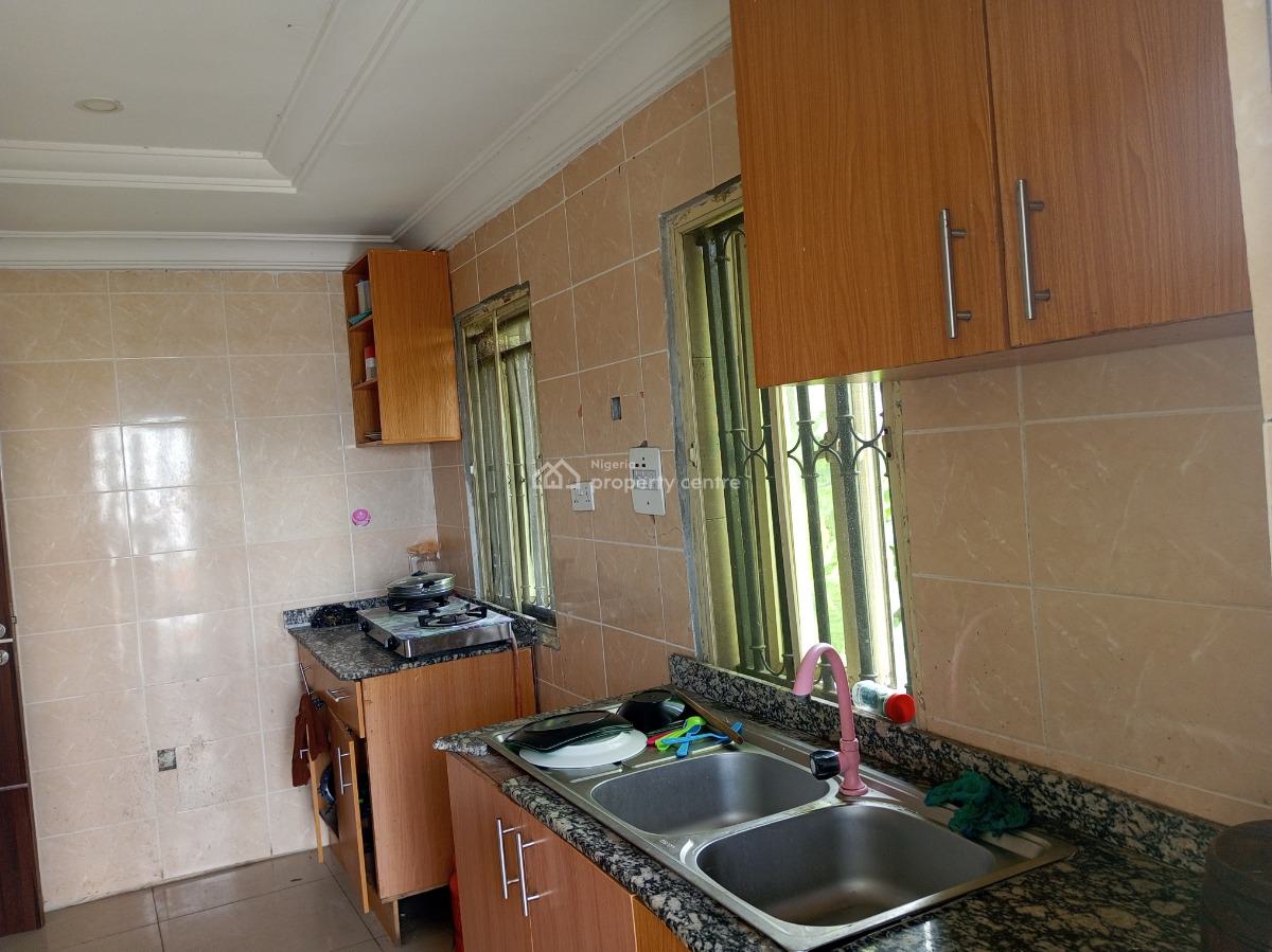 Roommate Needed, Lekki Scheme 2, Ajiwe, Ajah, Lagos, Self Contain (single Rooms) for Rent