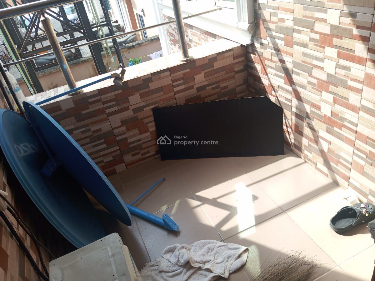 Roommate Needed, Lekki Scheme 2, Ajiwe, Ajah, Lagos, Self Contain (single Rooms) for Rent