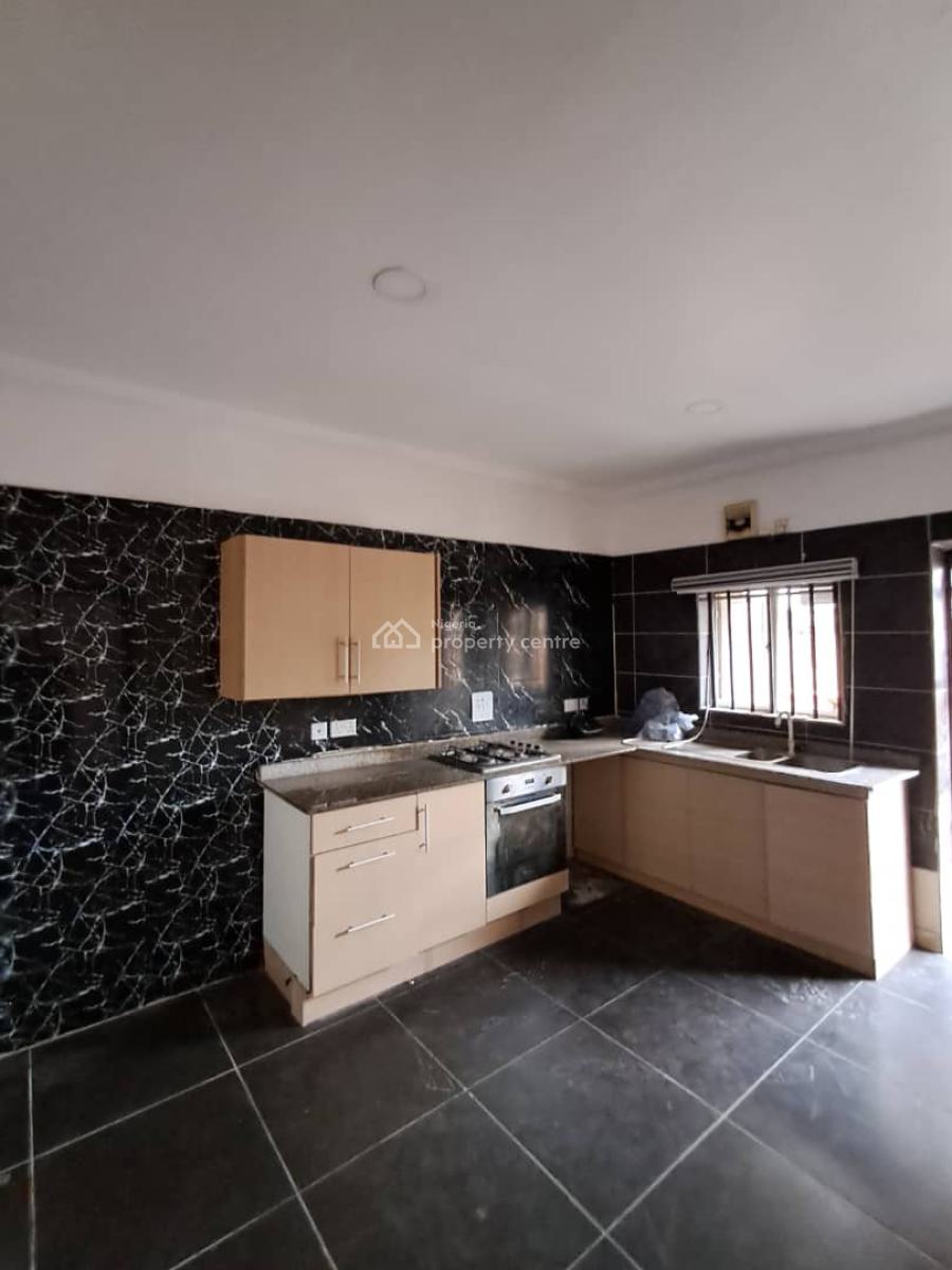 Spacious 4-bedroom Terrace Duplex on Two Floors, Osapa London, Lekki, Lagos, Terraced Duplex for Sale