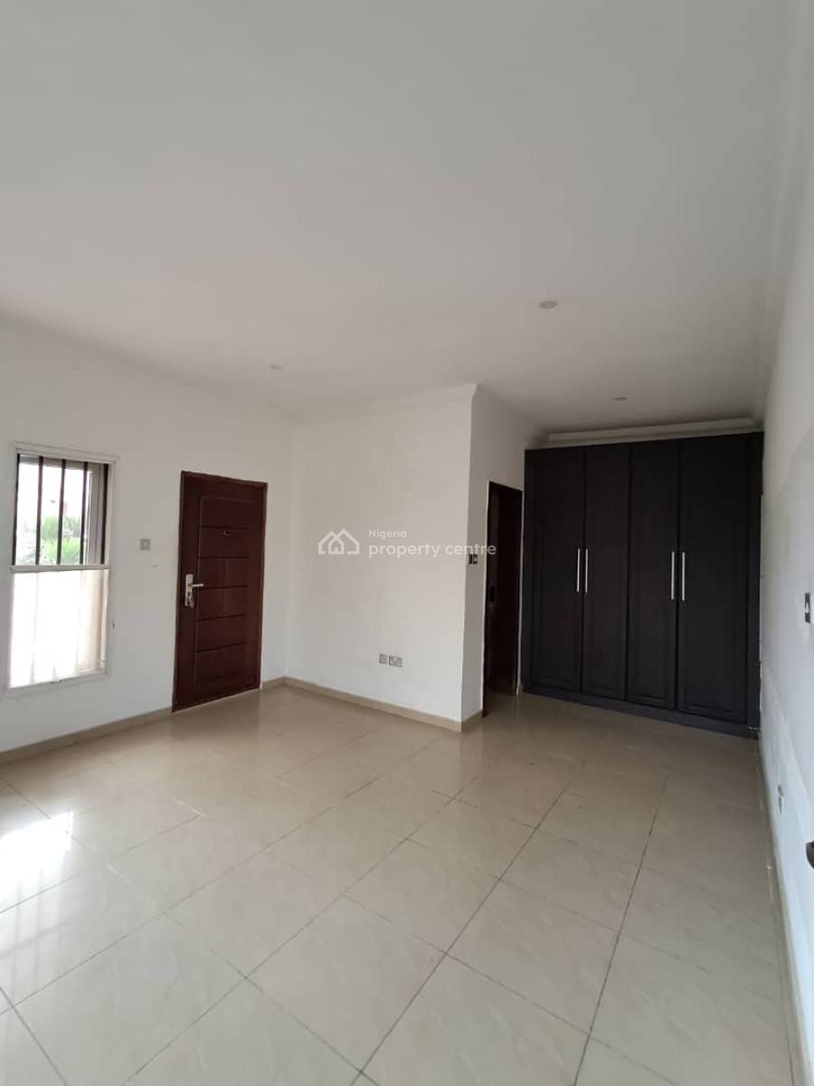 Spacious 4-bedroom Terrace Duplex on Two Floors, Osapa London, Lekki, Lagos, Terraced Duplex for Sale