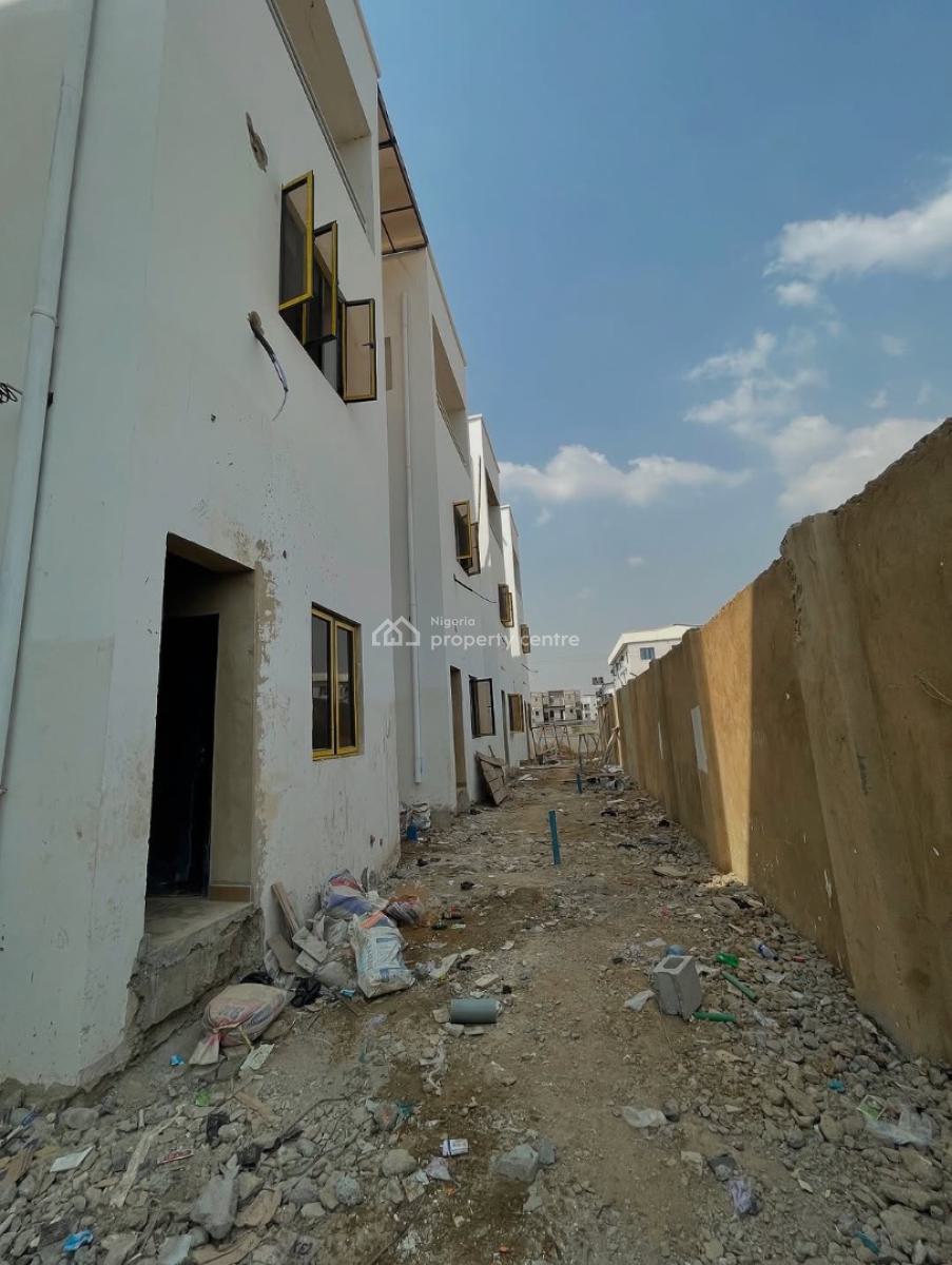 New 4 Bedroom Terrace Duplex 2 Living Rooms + Boys Quarters, Jahi, Abuja, Terraced Duplex for Sale