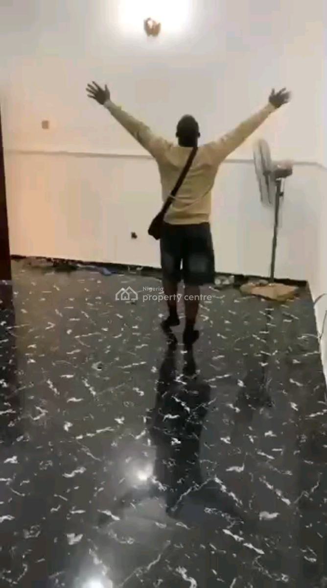 Nice Spacious 2berdoom  Flat, K-farm Estate , Obawole, Ogba, Ikeja, Lagos, Flat / Apartment for Rent