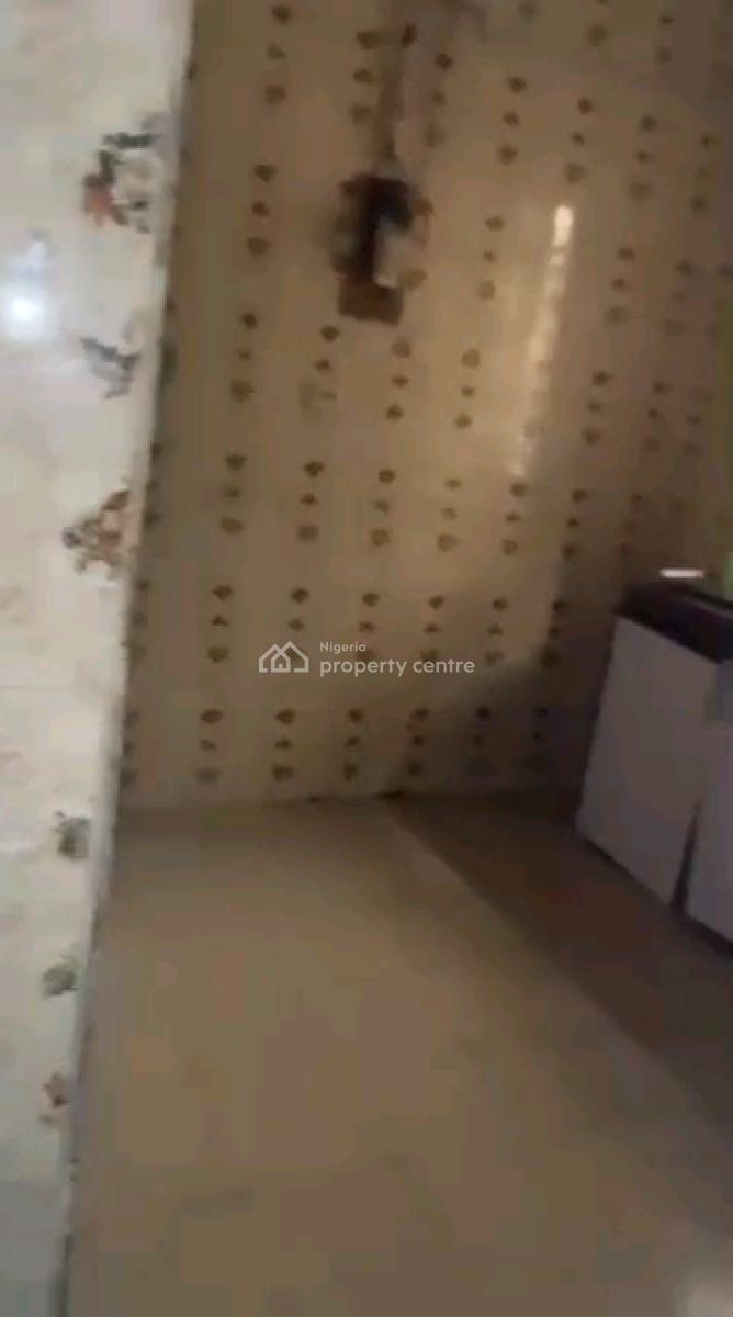 Nice Spacious 2berdoom  Flat, Kayfarm Estate , Obawole, Ogba, Ikeja, Lagos, Flat / Apartment for Rent