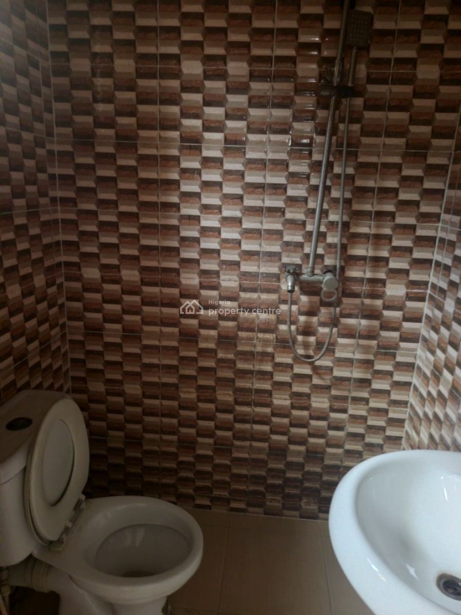 Clean and Affordable 2 Bedroom Downstairs, Off Mobil Road Ilaje, Ilaje, Ajah, Lagos, Flat / Apartment for Rent