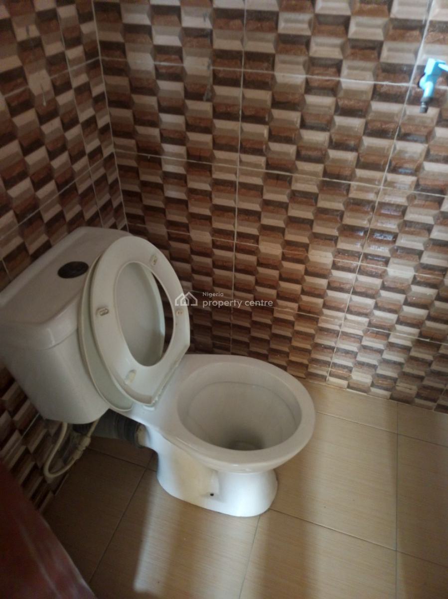 Clean and Affordable 2 Bedroom Downstairs, Off Mobil Road Ilaje, Ilaje, Ajah, Lagos, Flat / Apartment for Rent
