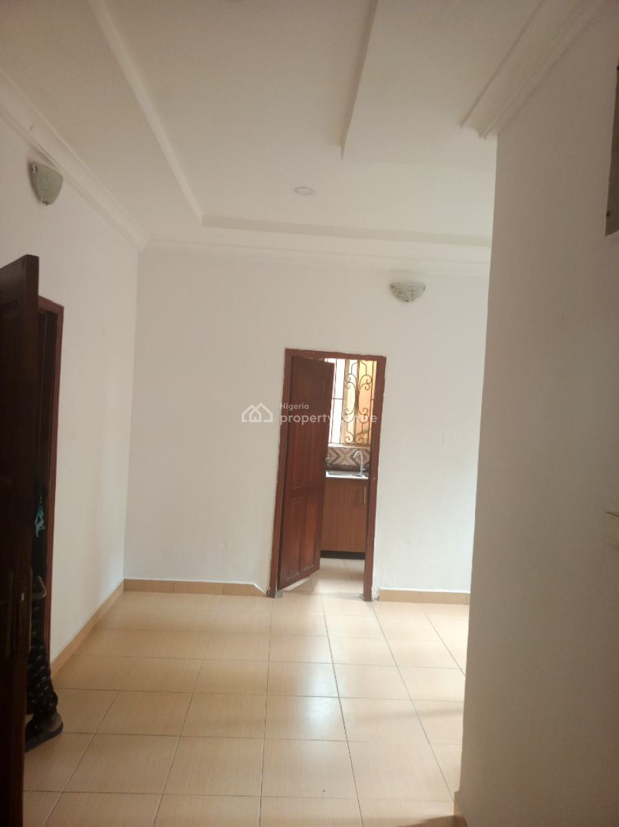 Clean and Affordable 2 Bedroom Downstairs, Off Mobil Road Ilaje, Ilaje, Ajah, Lagos, Flat / Apartment for Rent