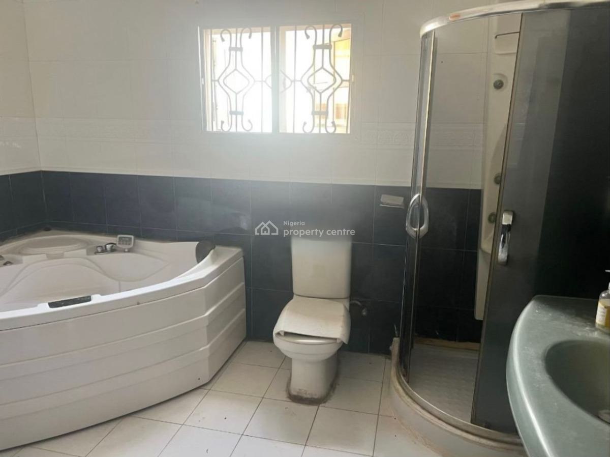 Stunning Self Compound 5-bedroom Semi-detached Duplex with a 2-room Bq, Lekki Phase 1, Lekki, Lagos, Semi-detached Duplex for Rent