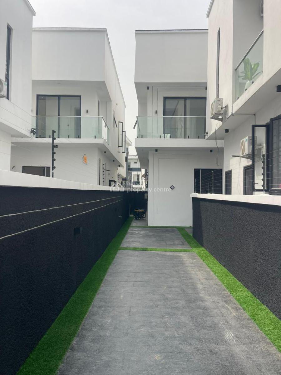 4bedroom Semi Detached Duplex, Lekki, Lagos, Semi-detached Duplex for Sale