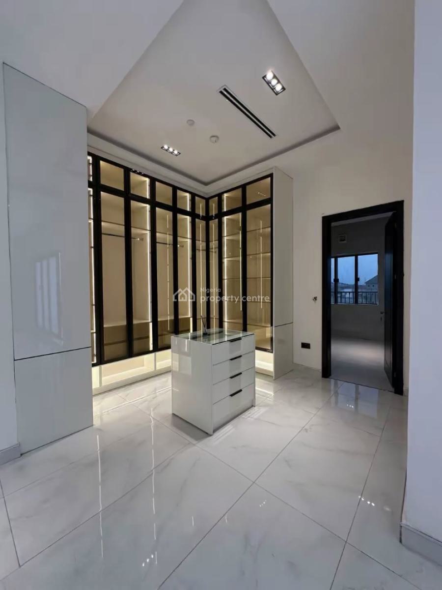 Luxurious 3 Bedroom Penthouse House with Bq and Pool, Wuye, Abuja, Flat / Apartment for Sale