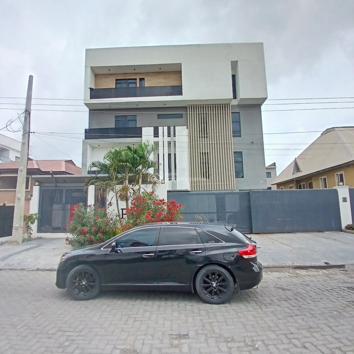 Luxury 3 Bedroom  Penthouse with Bq, Lekki Phase 1, Lekki, Lagos, House for Sale