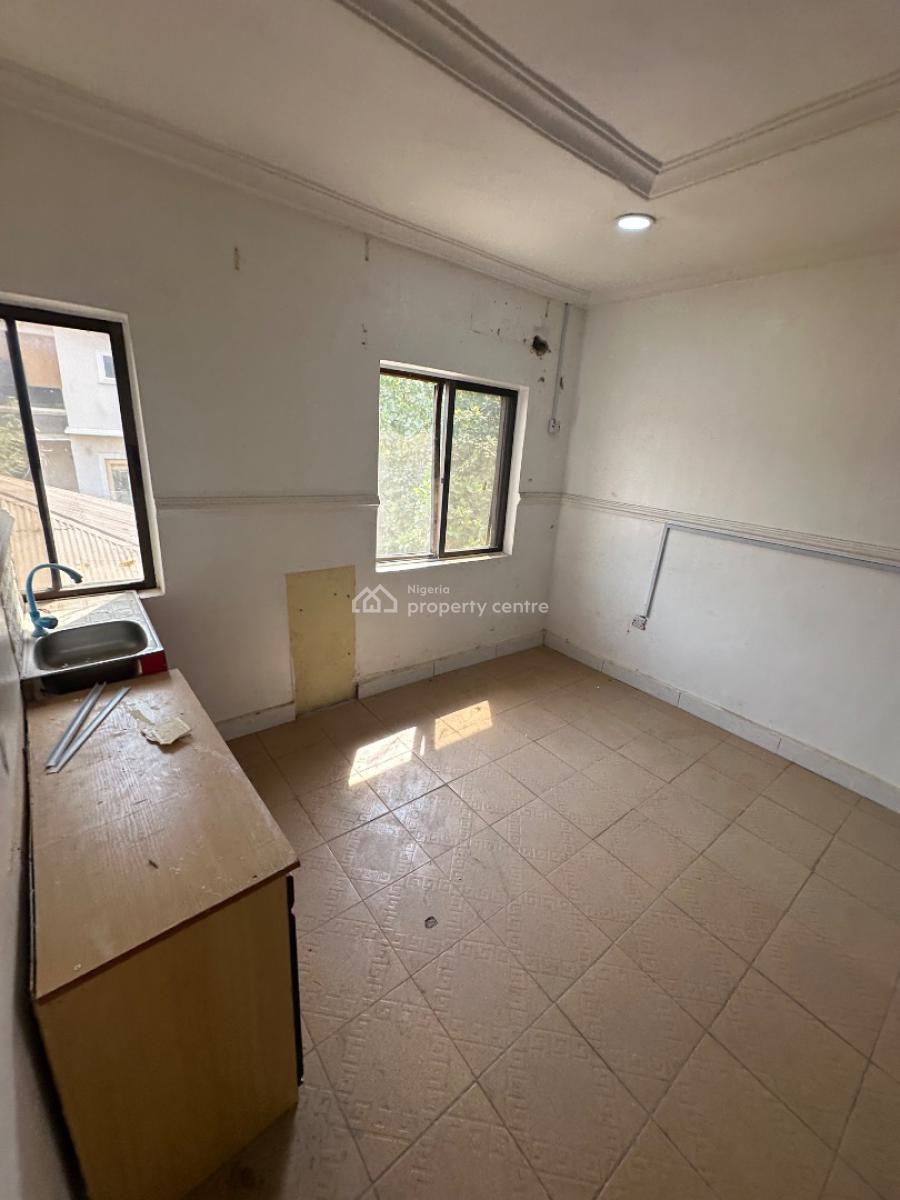 a Standard Room Self Contain Apartment in a Decent Location, 5th Avenue, Gwarinpa, Abuja, Self Contain (single Rooms) for Rent